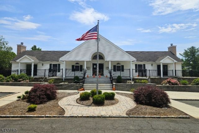 11 Hampton Ct, Bernards Twp., NJ 07920