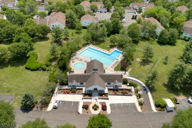 11 Hampton Ct, Bernards Twp., NJ 07920