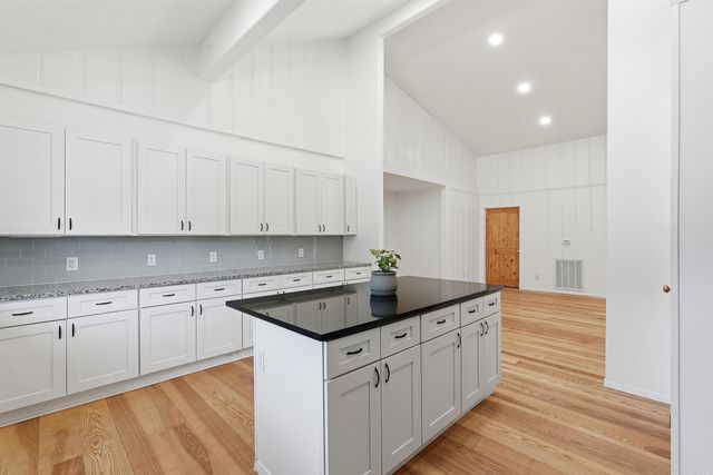 5524 Pinnacle Valley Rd Road, Little Rock, AR 72223