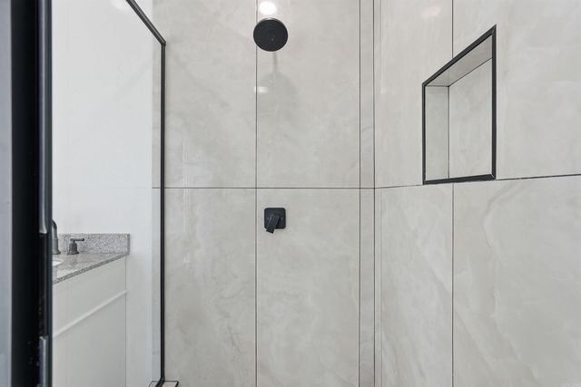 5524 Pinnacle Valley Rd Road, Little Rock, AR 72223