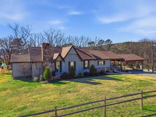 5524 Pinnacle Valley Rd Road, Little Rock, AR 72223