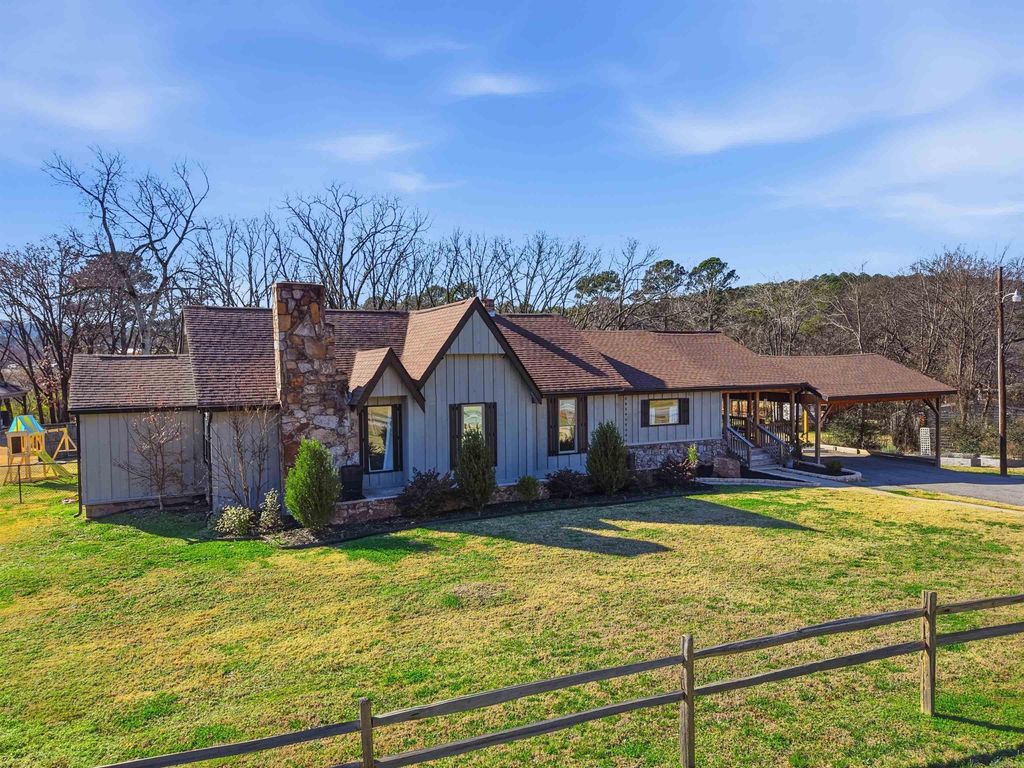 5524 Pinnacle Valley Rd Road, Little Rock, AR 72223