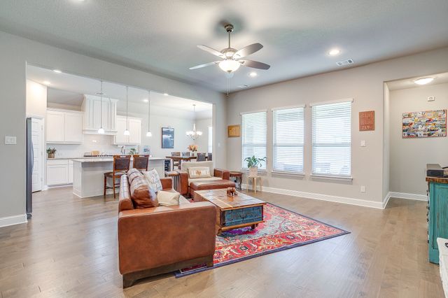 320 Ben Thomas Street, Burleson, TX 76028