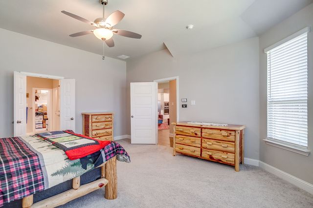 320 Ben Thomas Street, Burleson, TX 76028