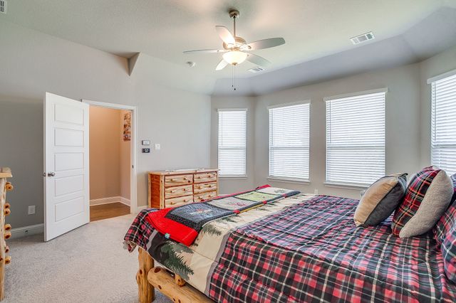 320 Ben Thomas Street, Burleson, TX 76028