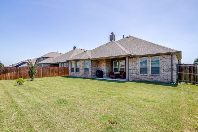 320 Ben Thomas Street, Burleson, TX 76028