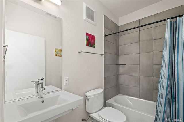 1204 S Reed Way, Lakewood, CO 80232