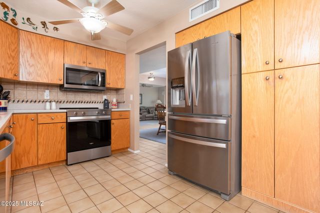 1860 W Zarragoza Place, Tucson, AZ 85704