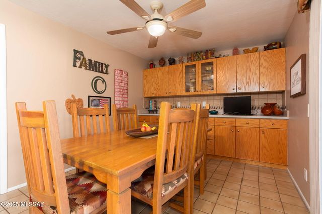 1860 W Zarragoza Place, Tucson, AZ 85704