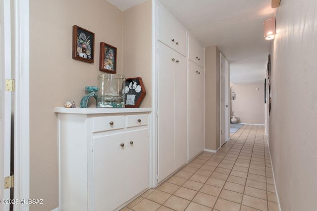 1860 W Zarragoza Place, Tucson, AZ 85704