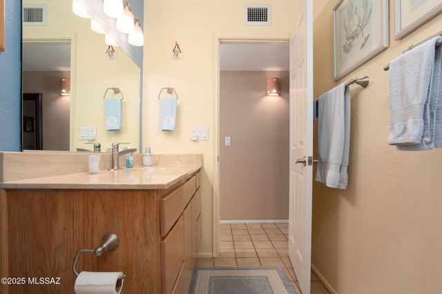 1860 W Zarragoza Place, Tucson, AZ 85704