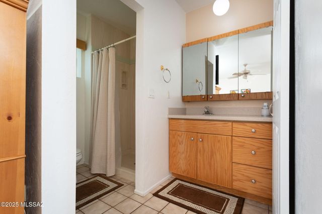 1860 W Zarragoza Place, Tucson, AZ 85704