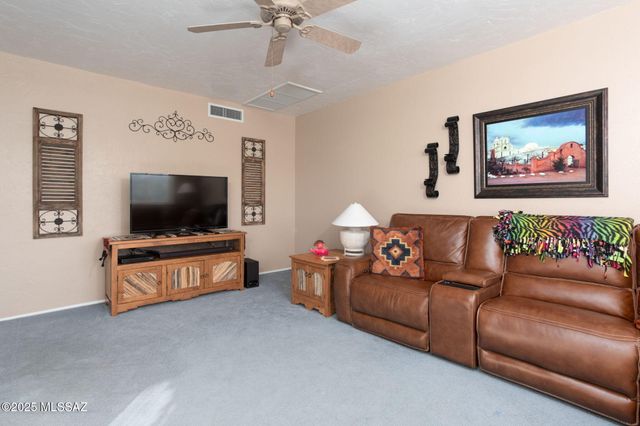 1860 W Zarragoza Place, Tucson, AZ 85704