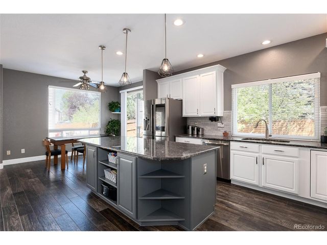 4826 S Ireland St, Aurora, CO 80015