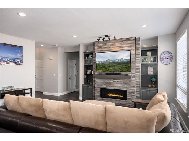 4826 S Ireland St, Aurora, CO 80015