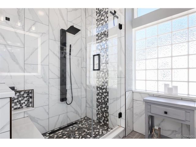 4826 S Ireland St, Aurora, CO 80015