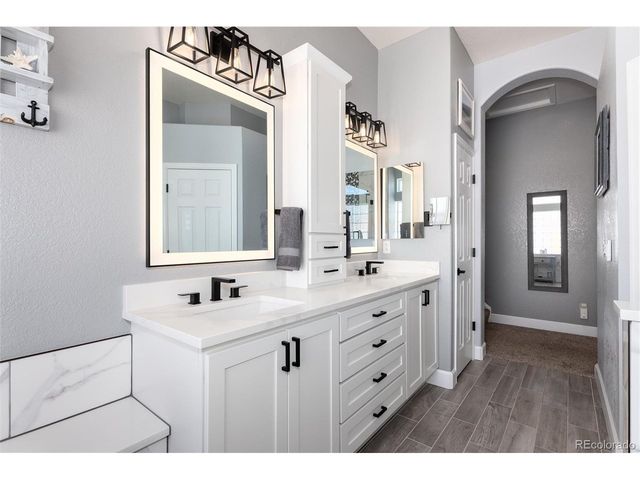 4826 S Ireland St, Aurora, CO 80015