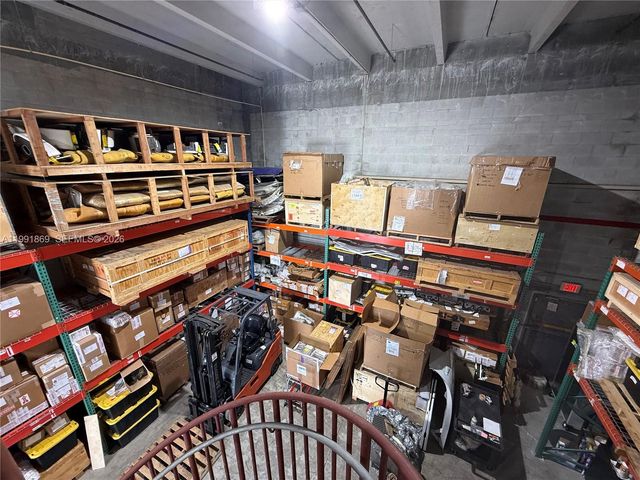 2355 NW 70th Ave D-3, Miami, FL 33122