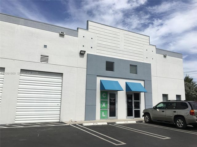 2355 NW 70th Ave D-3, Miami, FL 33122