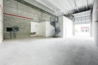 2355 NW 70th Ave D-3, Miami, FL 33122