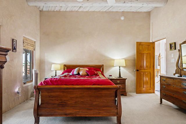 15 Calle Cal, Santa Fe, NM 87508