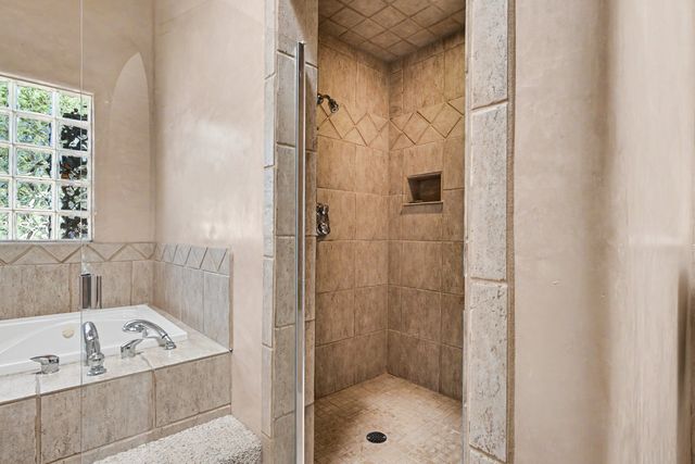 15 Calle Cal, Santa Fe, NM 87508