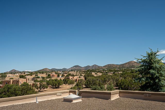 15 Calle Cal, Santa Fe, NM 87508