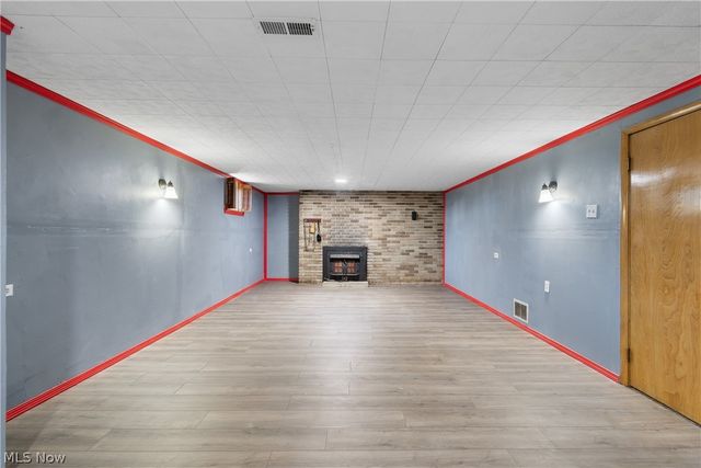 3616 Everett Drive, Norton, OH 44203