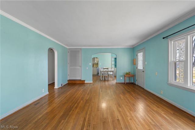 3616 Everett Drive, Norton, OH 44203