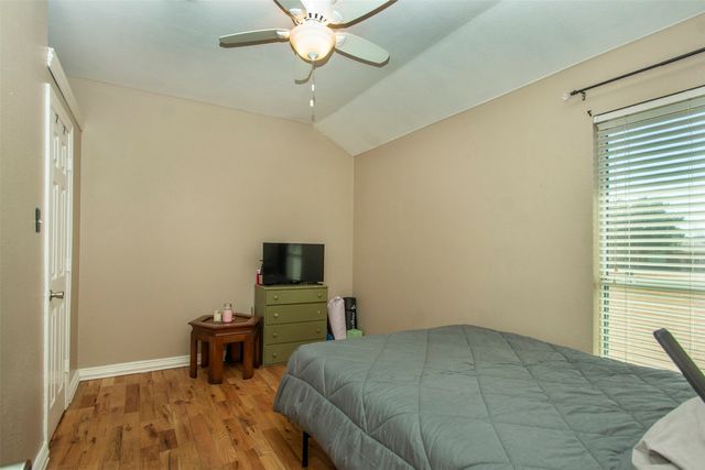 605 Lakeridge Drive, Lavon, TX 75166