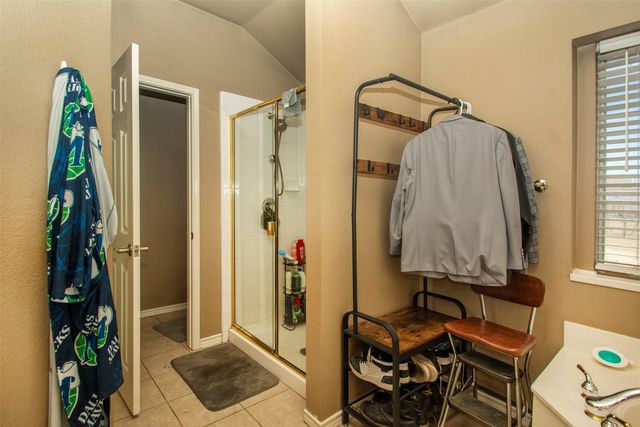 605 Lakeridge Drive, Lavon, TX 75166