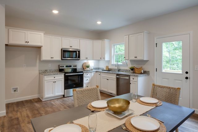 766 Billy Wynn Road, Dickson, TN 37055