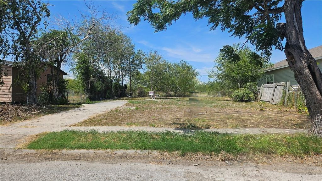 1634 Sycamore Pl, Corpus Christi, TX 78416