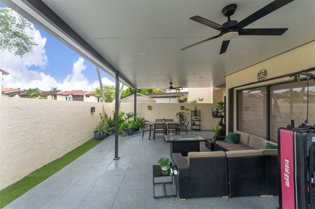 14932 SW 89TH ST, Miami, FL 33196
