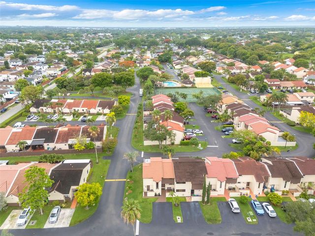 14932 SW 89TH ST, Miami, FL 33196