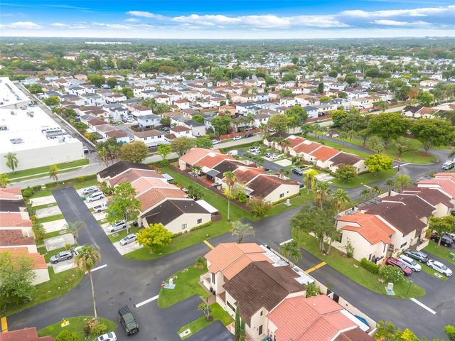 14932 SW 89TH ST, Miami, FL 33196