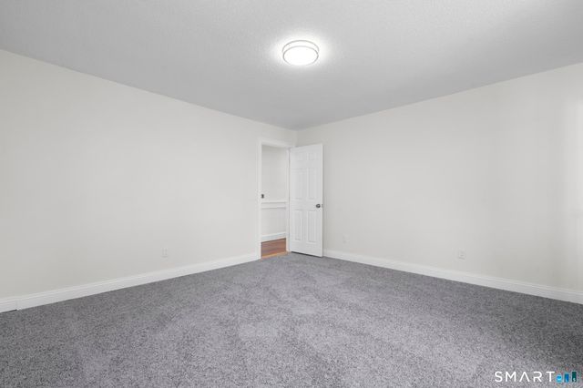 9 Thompson Hill Road, Canton, CT 06019