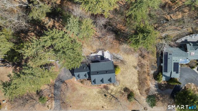 9 Thompson Hill Road, Canton, CT 06019