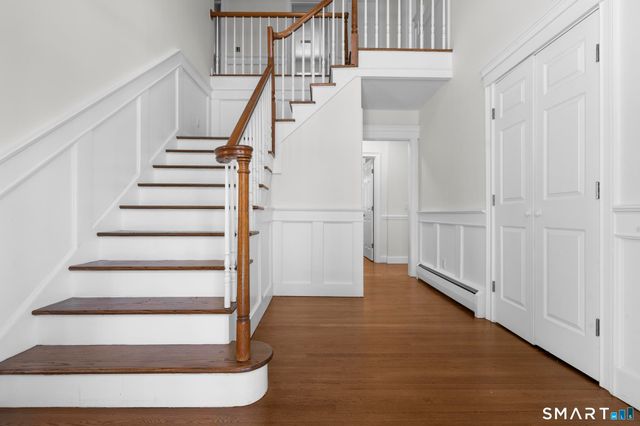 9 Thompson Hill Road, Canton, CT 06019