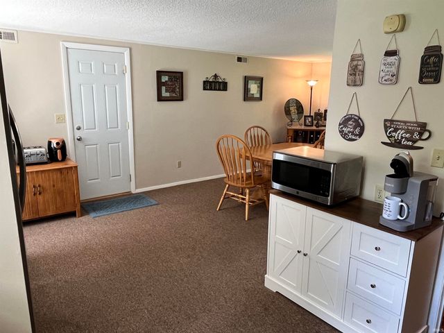 2536 Deerwood Drive, Fort Wayne, IN 46825