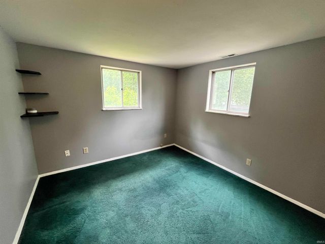 2536 Deerwood Drive, Fort Wayne, IN 46825