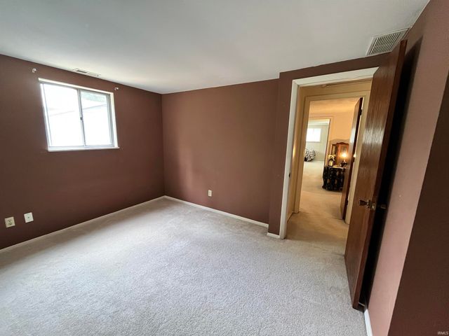 2536 Deerwood Drive, Fort Wayne, IN 46825