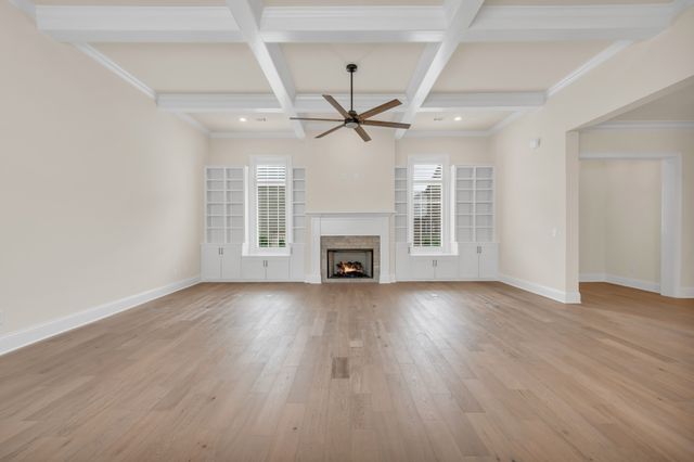 316 Flag Court, Gallatin, TN 37066