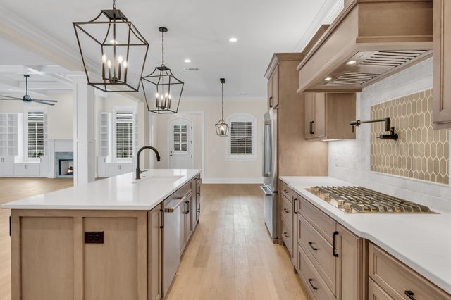 316 Flag Court, Gallatin, TN 37066