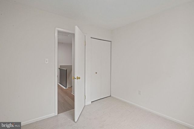 1005 SABER LN, Herndon, VA 20170