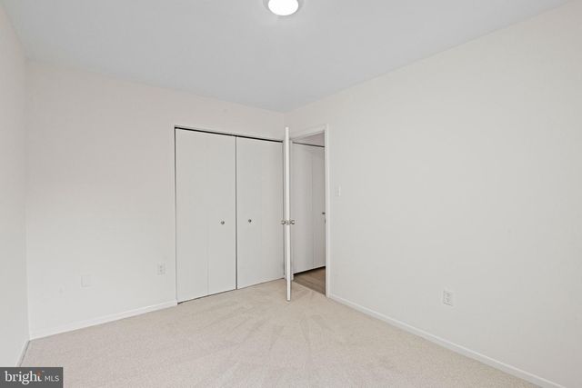 1005 SABER LN, Herndon, VA 20170