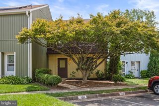 1005 SABER LN, Herndon, VA 20170