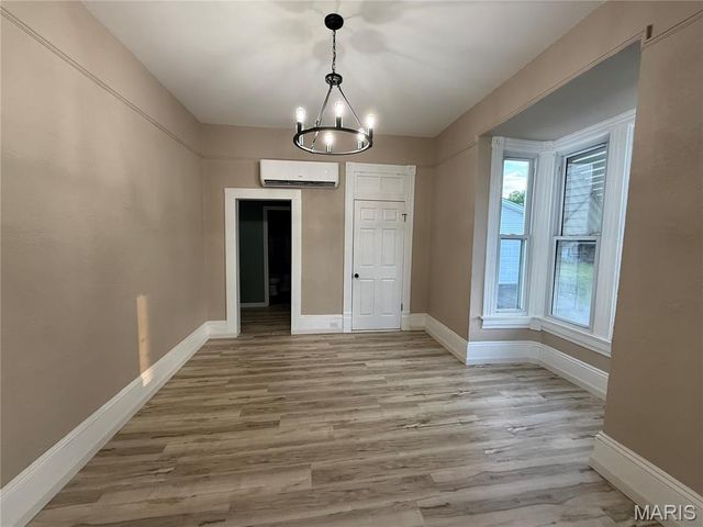 209 W College, Fredericktown, MO 63645