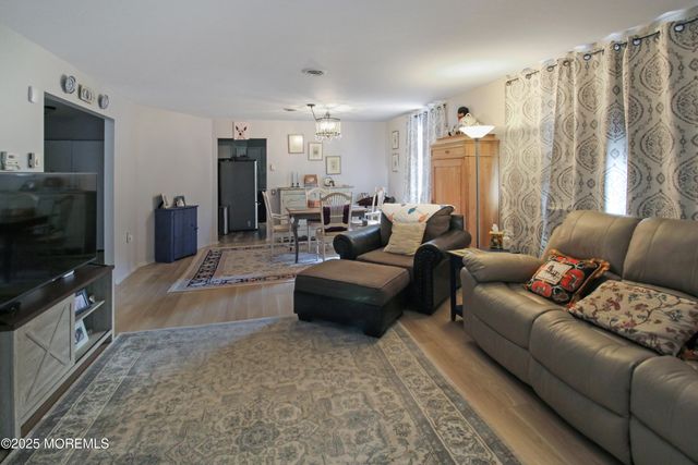 7b Musket Lane, Whiting, NJ 08759