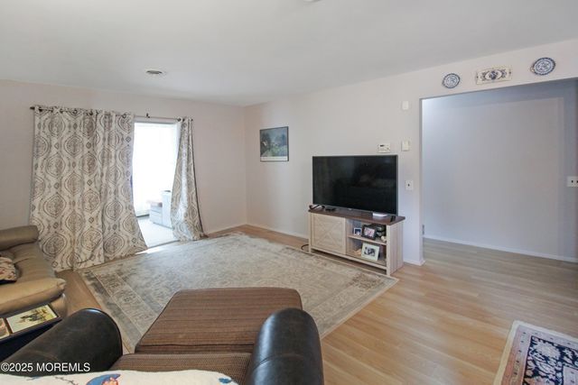 7b Musket Lane, Whiting, NJ 08759